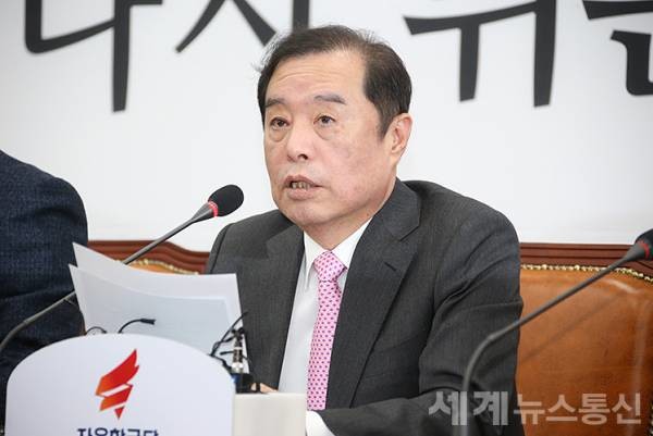 김병준 자유한국당 비상대책위원장. ⓒSNT 세계뉴스통신